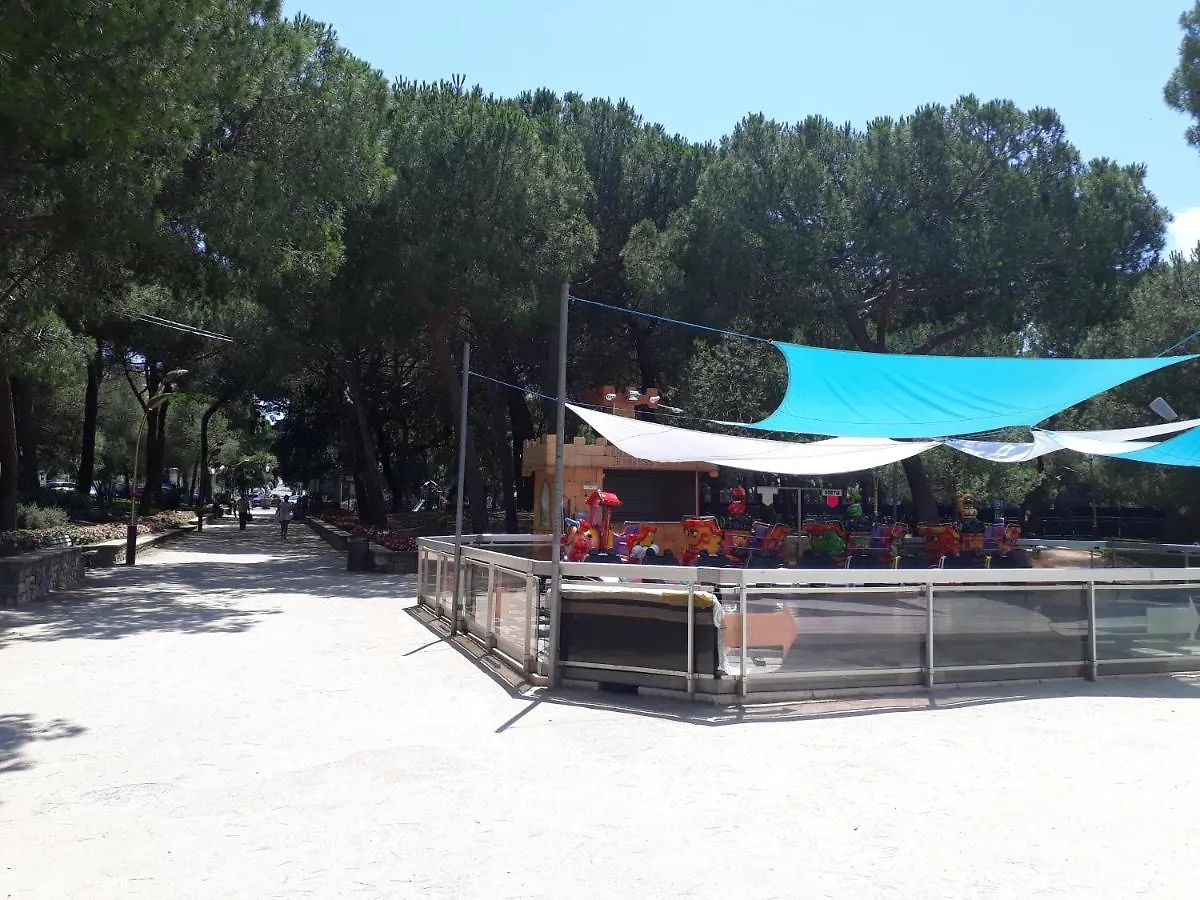 Le Colombier Studio location